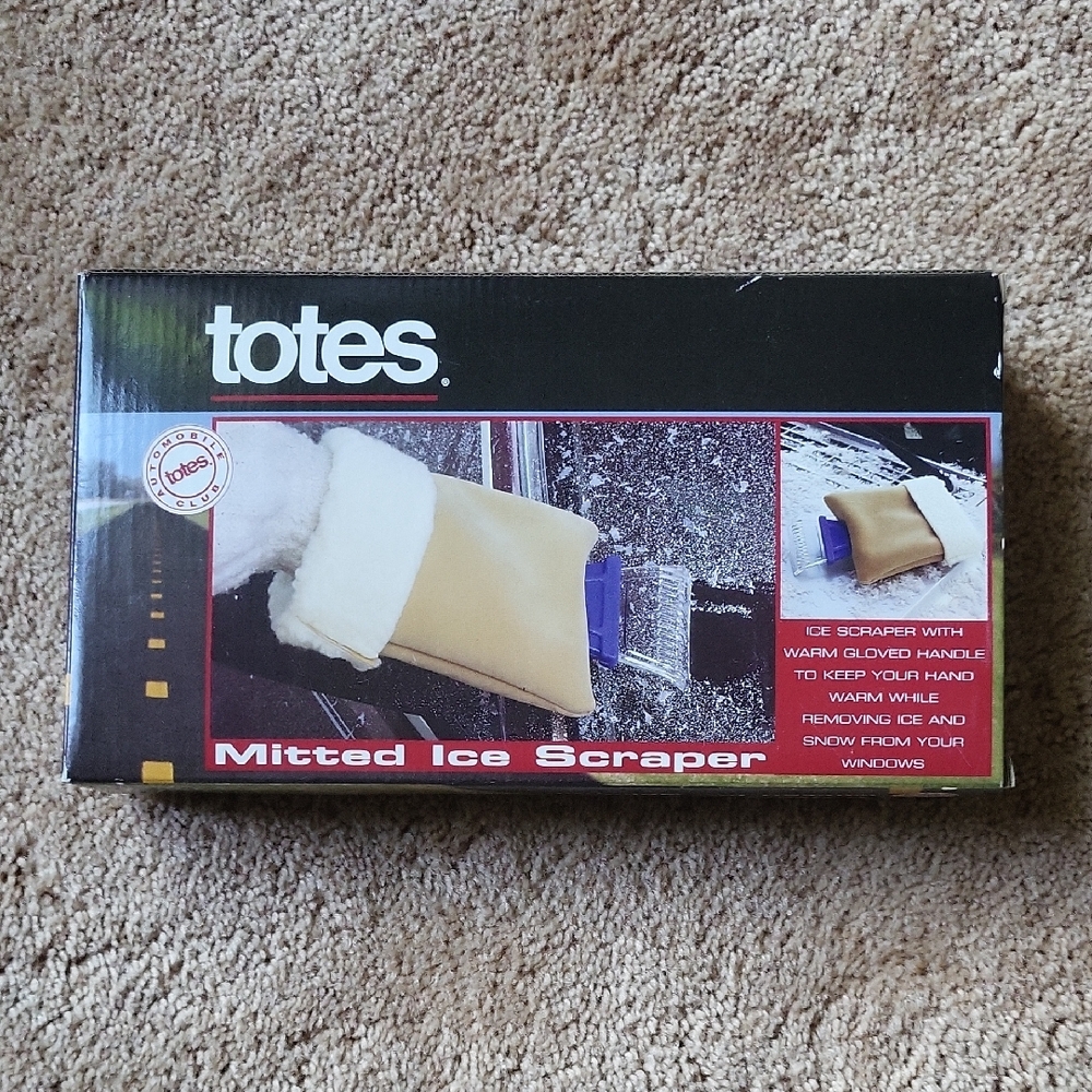 Totes Mitted Ice Scraper